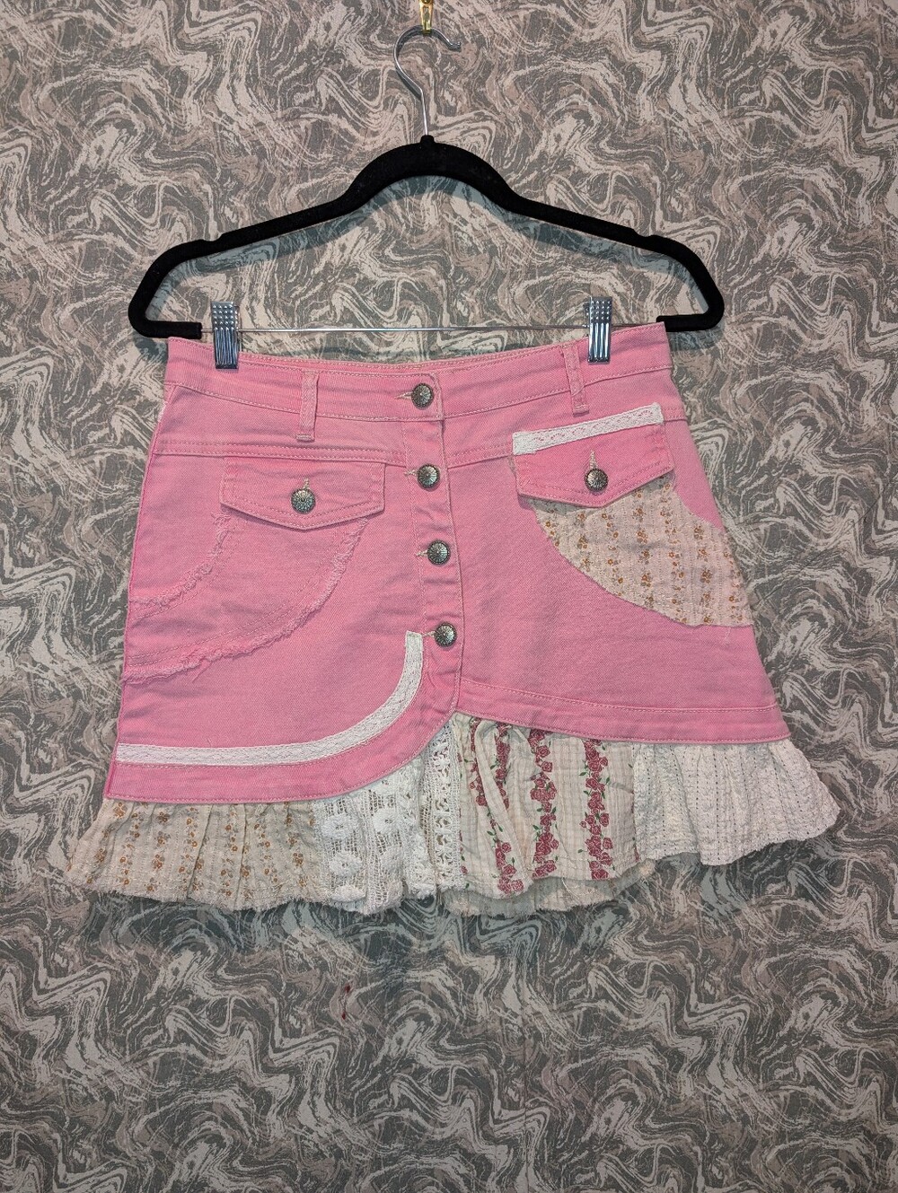 NWOT POL Flare Mini Skirt Size Small Bubble Gum Pink